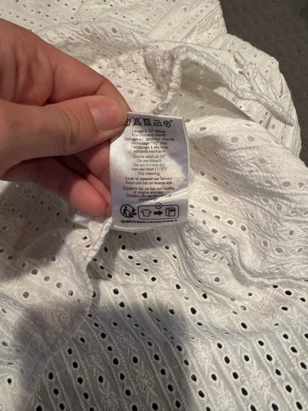 Sezane White Eyelet Lace Embroidered Button-Front Blouse size 36 - Picture 6 of 8